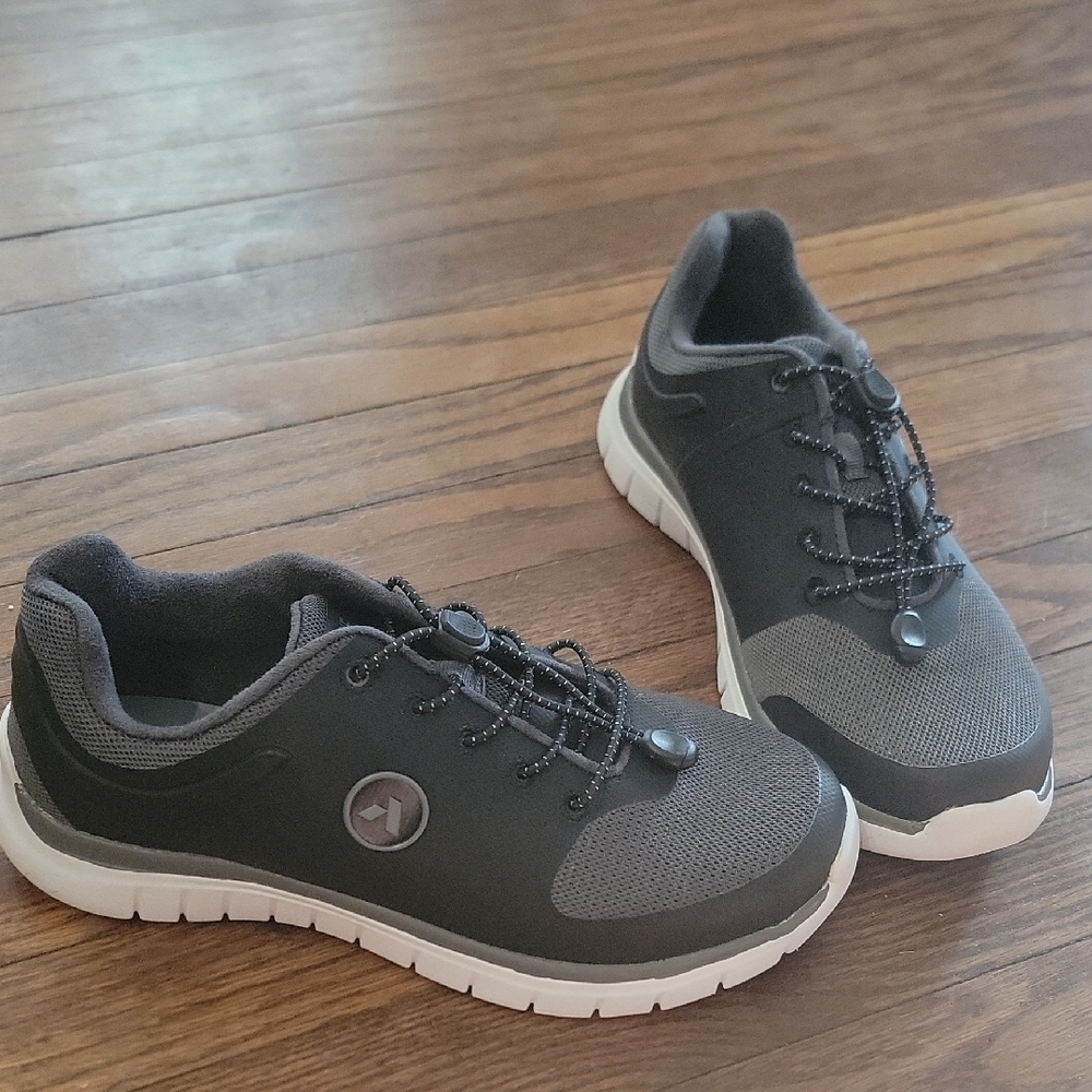 Anodyne  Black and Gray Athletic / Diabetic Shoes